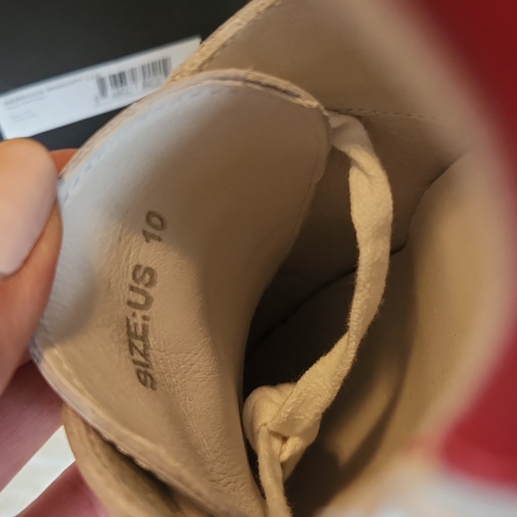 NIB Rebecca Minkoff white leather sneakers - Picture 16 of 16